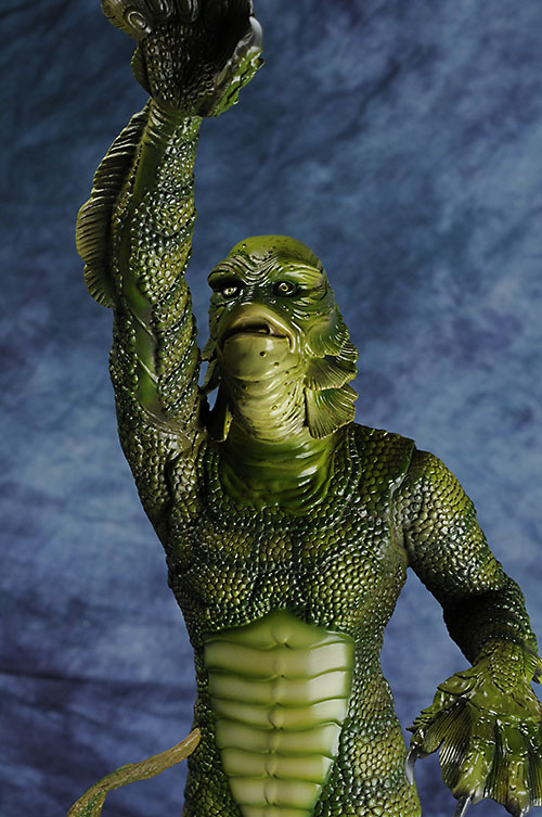 Sideshow Collectibles Premium Format Creature from the Black Lagoon statue