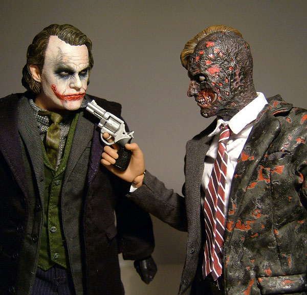 Hot Toys Two Face Review 119