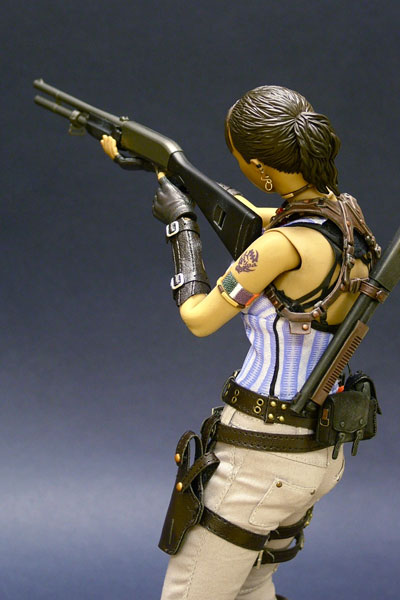 Sheva Resident Evil Biohazard sixth scale action figure by Hot Toys