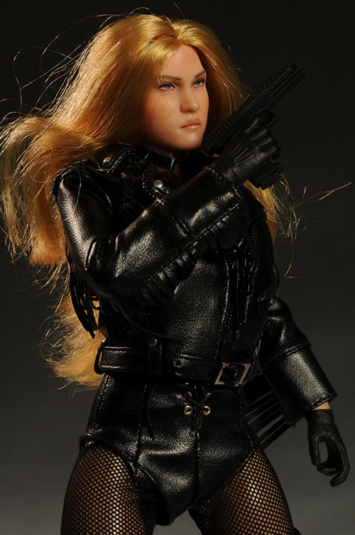 COOL TOY REVIEW: Triad Toys Dark Horse Barb Wire 1/6 Scale Figure