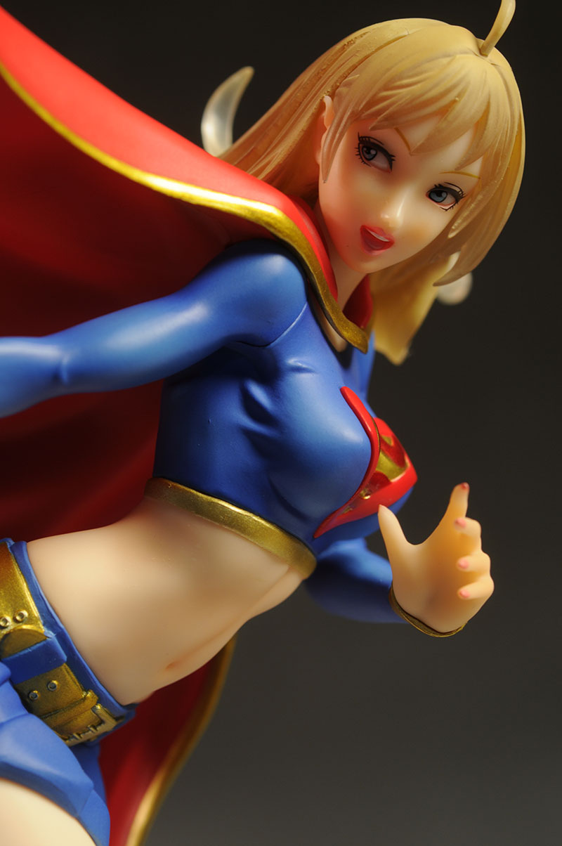Bishoujo Supergirl statue by Kotobukiya