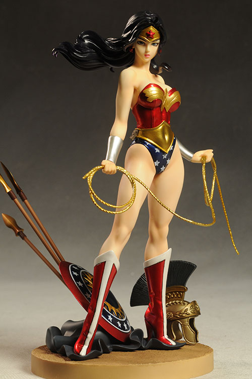 DC Bishoujo Wonder Woman statue by Kotobukiya