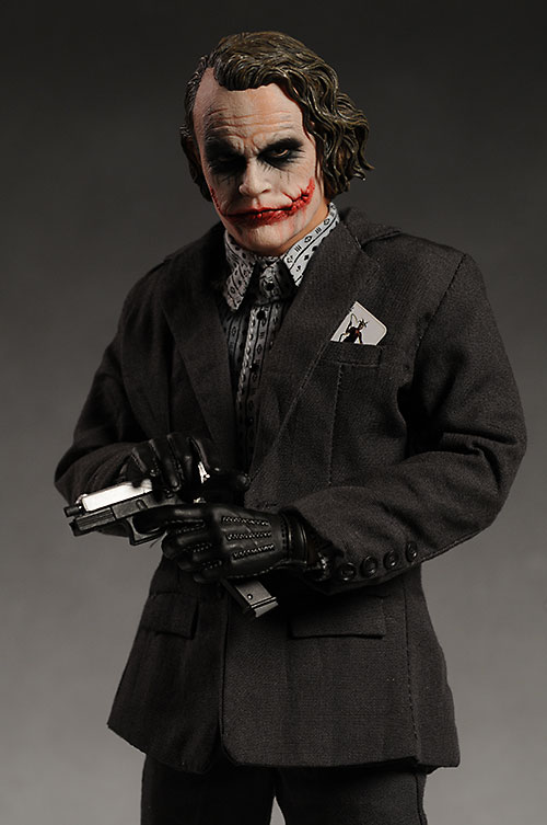 Dark Knight Bank Robber Joker 1/6th action figure by Hot Toys