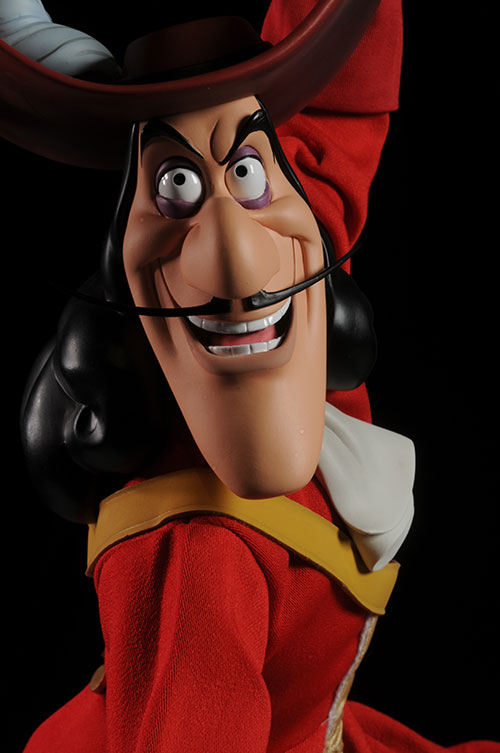 Review and photos of Captain Hook premium format statue by Sideshow