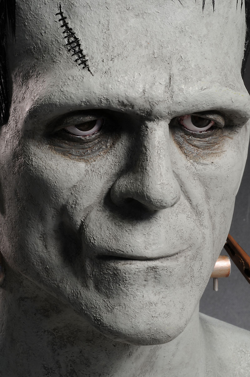 Frankenstein's Monster 1:1 bust by Factory Entertainment