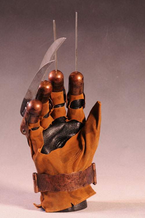 Freddy Krueger's glove prop replica by NECA