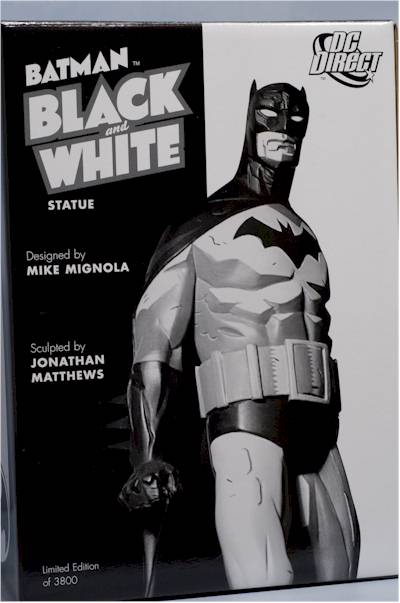 Batman Black & White Mike Mignola statue by DC Direct