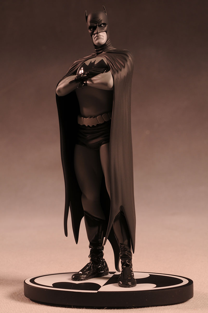 Review And Photos Of Dc Direct Batman Black And White Frank Quitely Statue