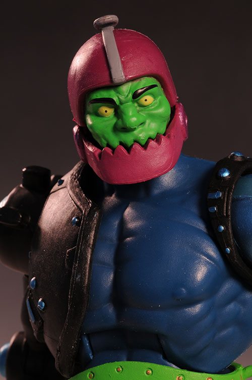 Review and photos of Mattel Masters of the Universe Classics Trap Jaw figure