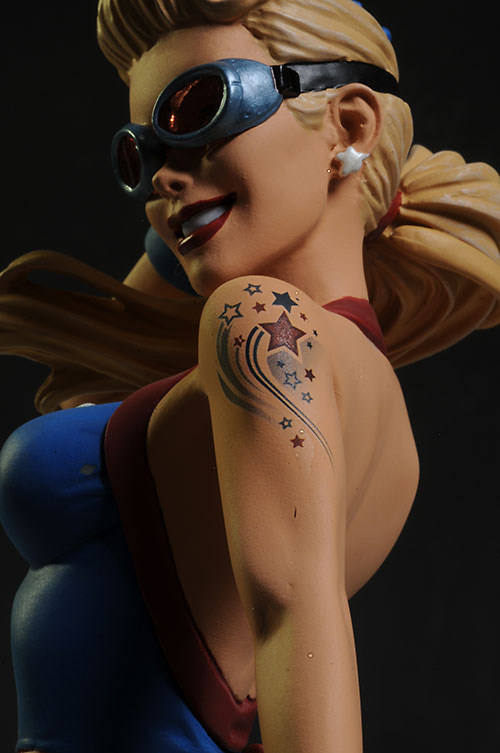 DC Bombshells Stargirl statue by DC Collectibles