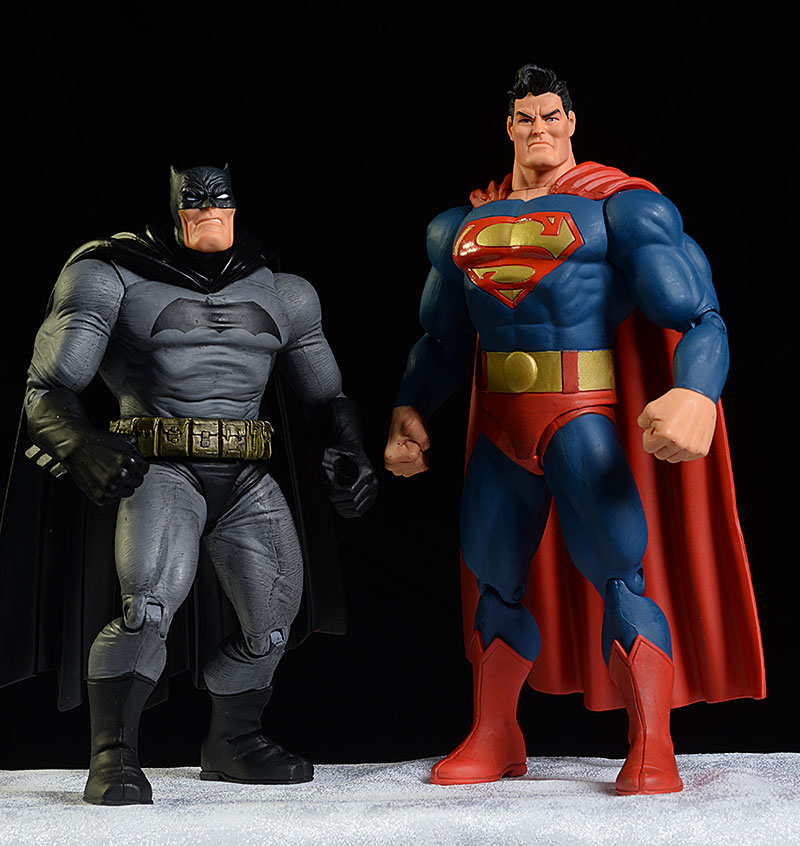 batman and superman figures
