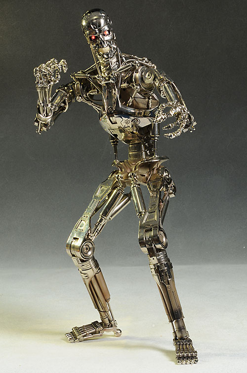 Man Builds an Insane All-Metal Terminator