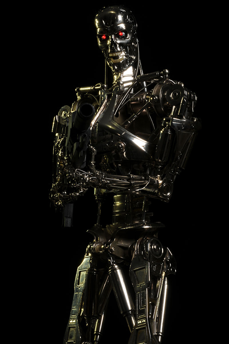 Terminator Endoskeleton 1/4 scale Hot Toys figure