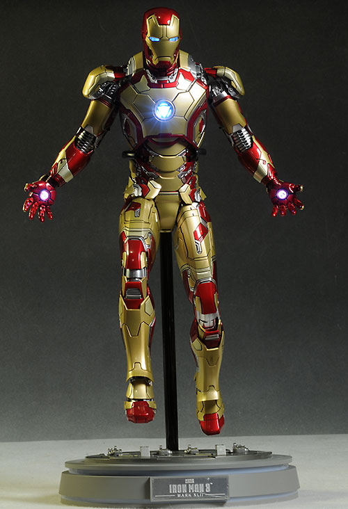 Iron Man MK-XLII die cast action figure 
