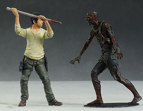 Walking Dead Glenn & Maggie action figures by McFarlane