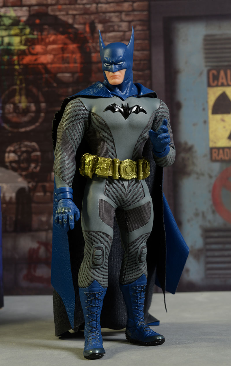 Ascending Knight Batman PX exclusive one:12 action figure by Mezco Toyz