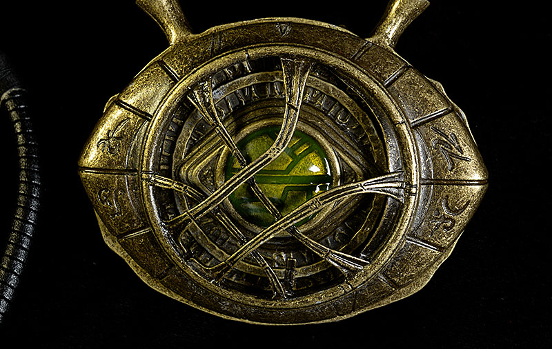 Eye of Agamotto Doctor Strange prop replica by SalesOne