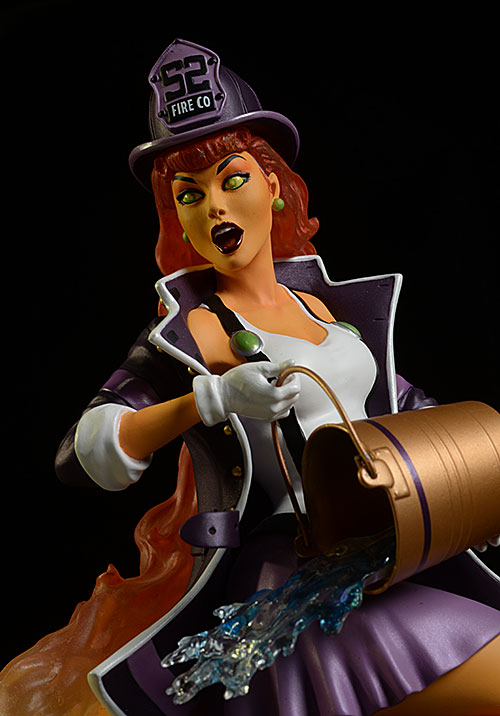 Star Fire DC Bombshells statue by DC Collectibles