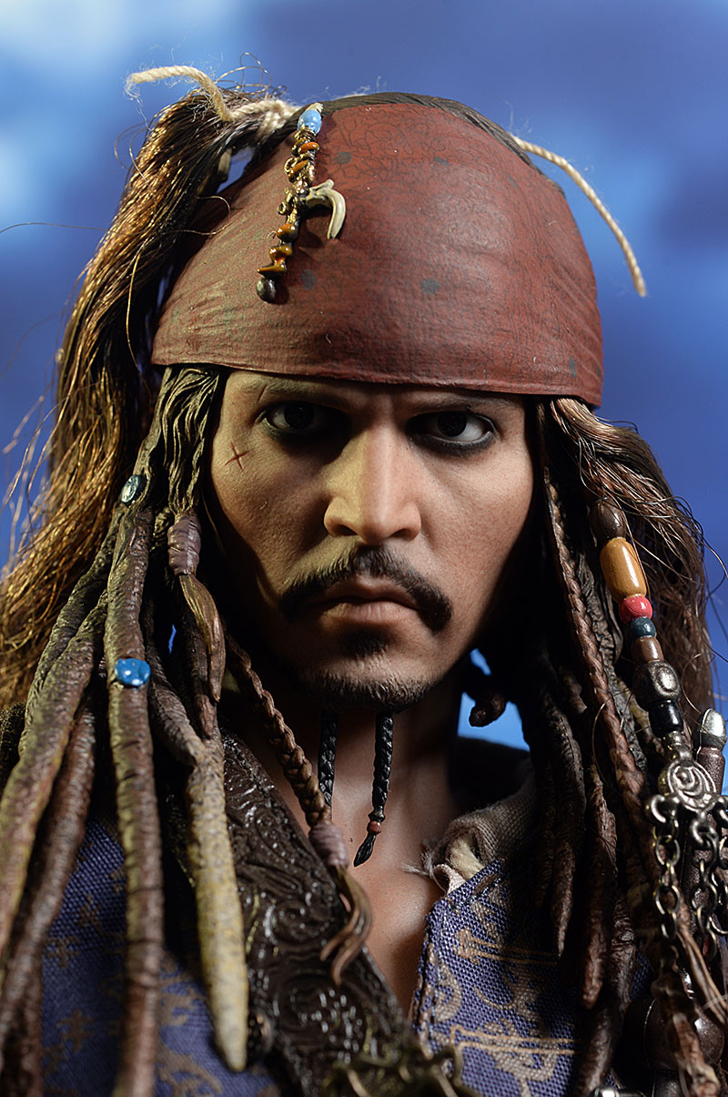 hot toys pirates of the caribbean jack sparrow