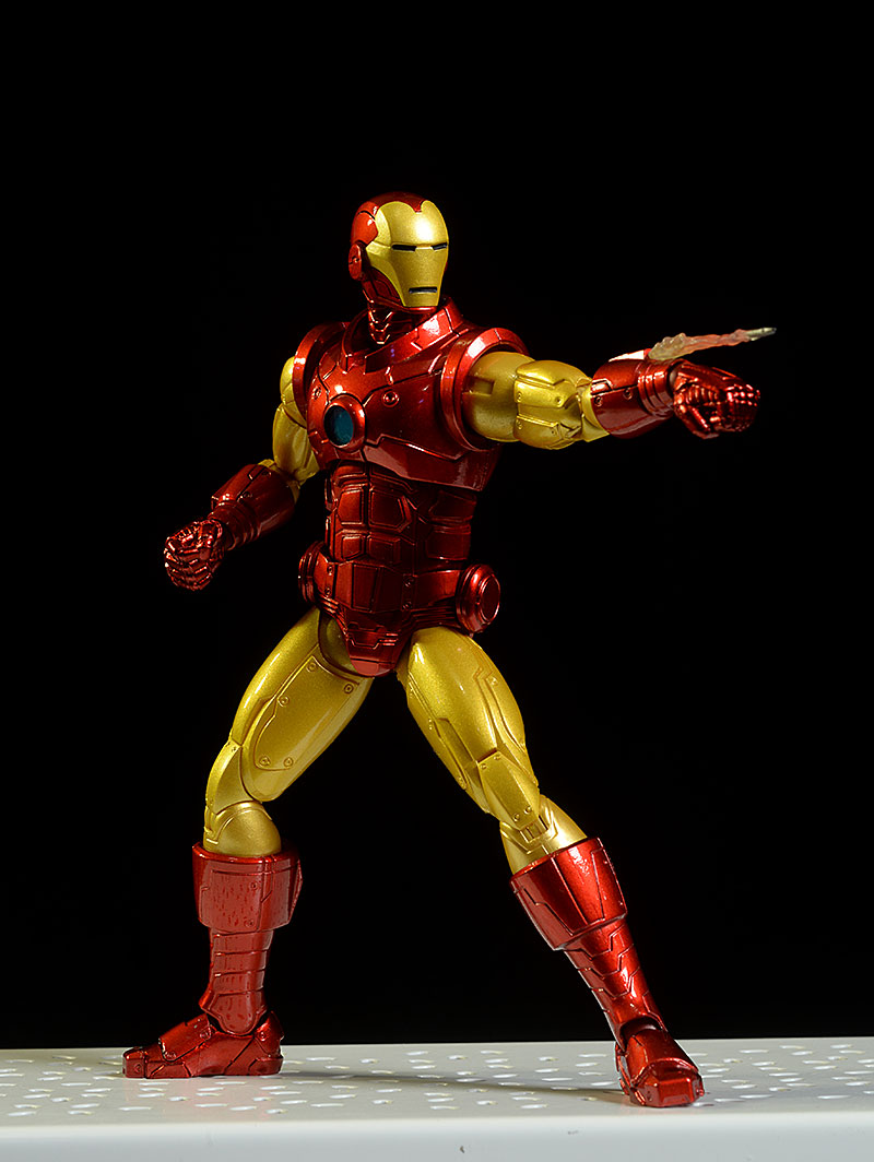 Iron Man One:12 Collective action figure