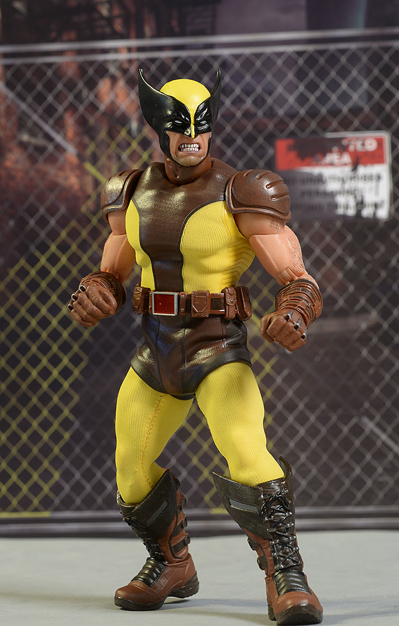 Review and photos of Wolverine One:12 Collective action figure