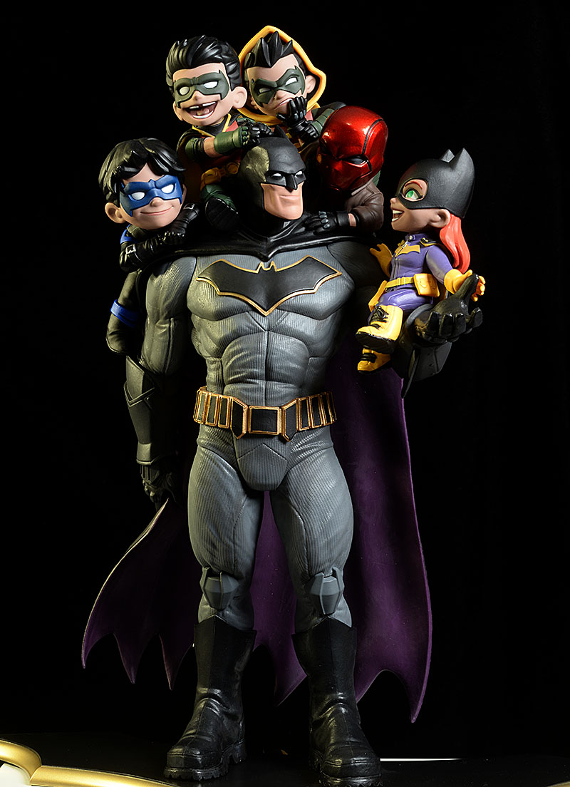 Batman: Family Qmx Q-Master diorama statue by Quantum Mechanix