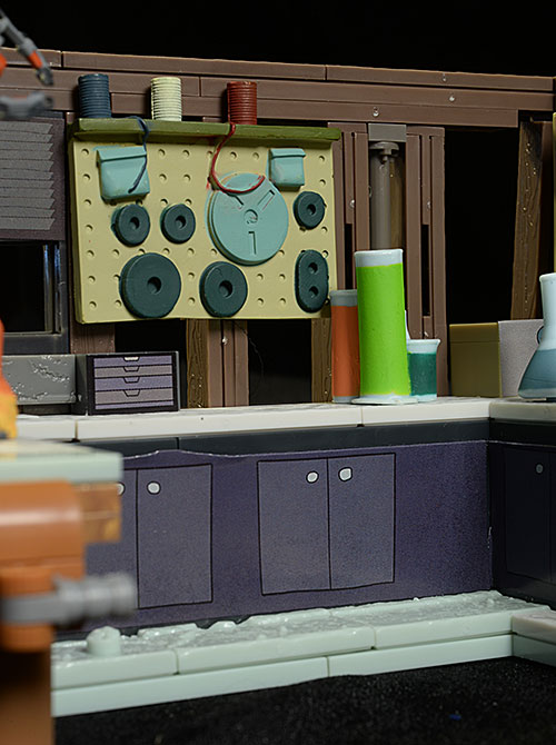 Rick and Morty Spaceship and Garage building set by McFarlane Toys