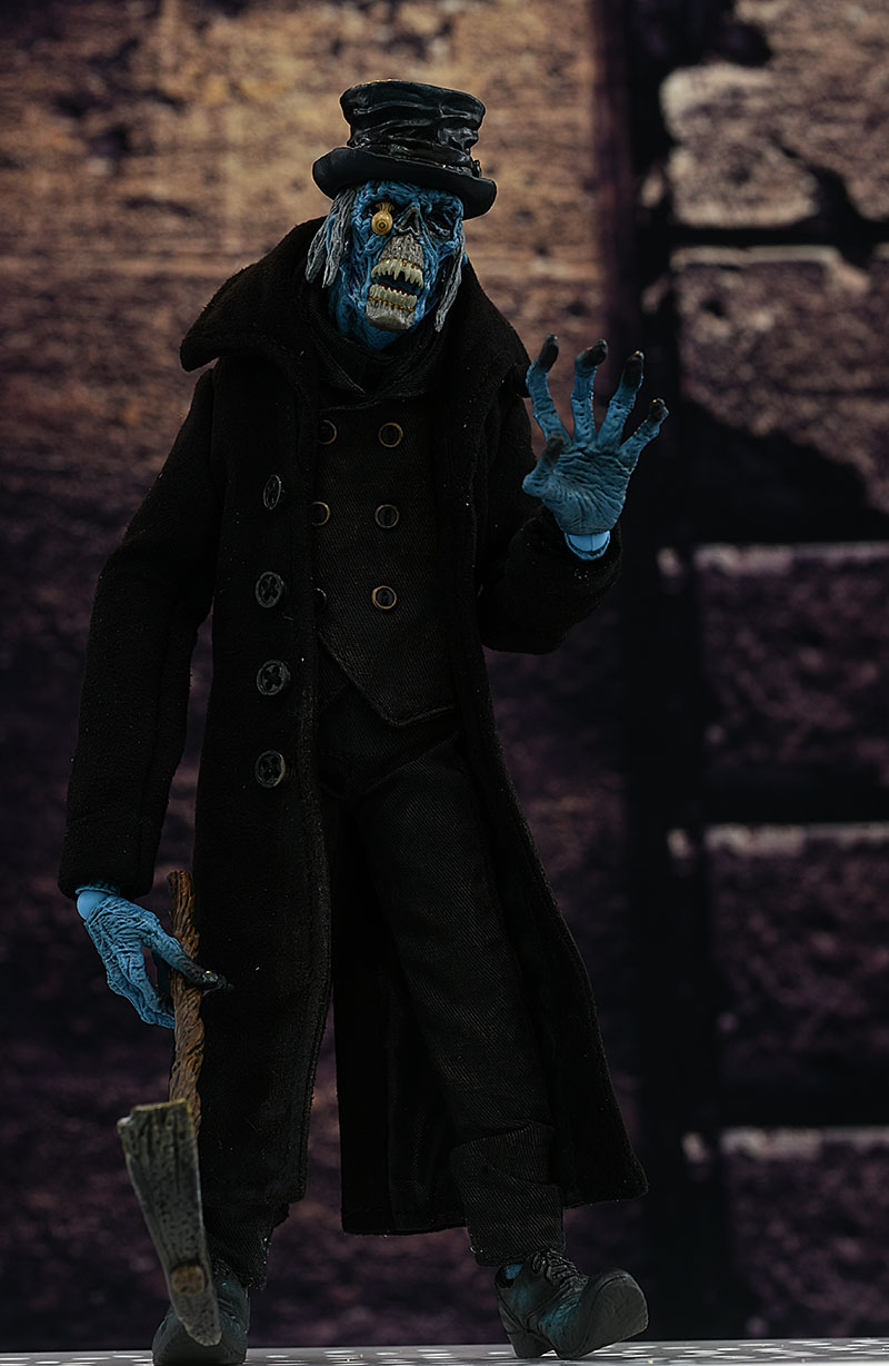 Theodore Sodcutter ghostly Ghoul One:12 Collective action figure by Mezco