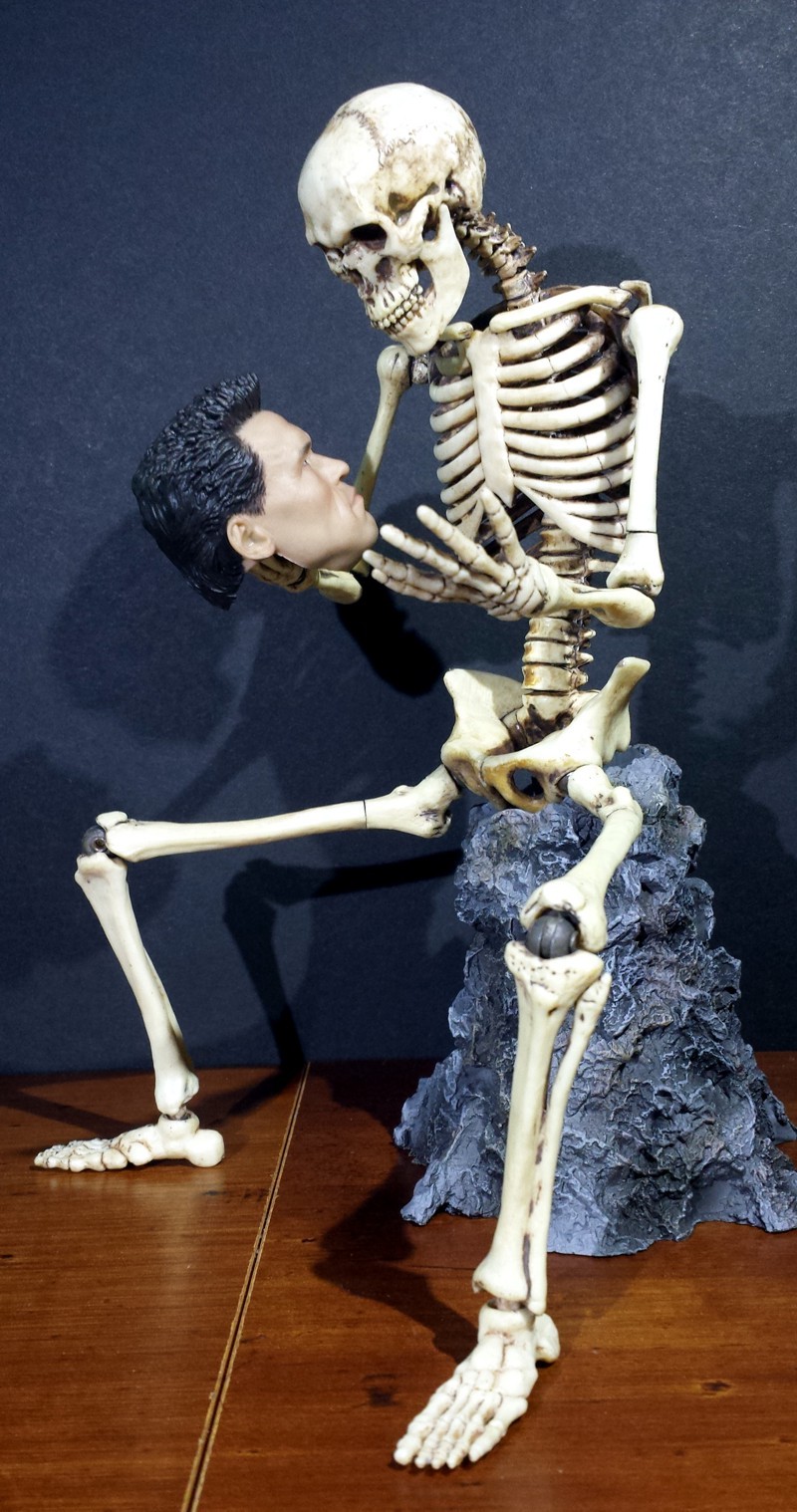 Human Skeleton sixth scale action figure by COO/COOMODEL